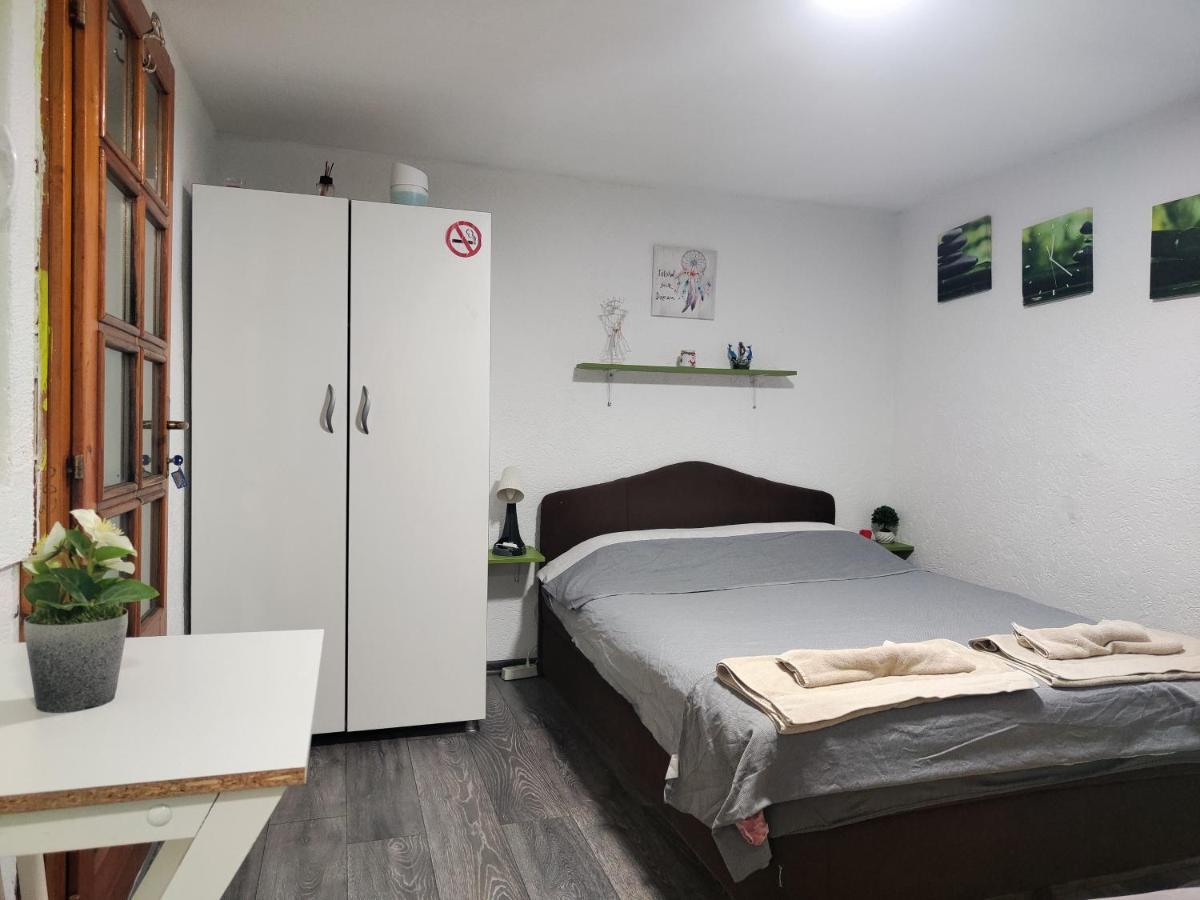 Vini Studio With Private Parking 스코페 외부 사진